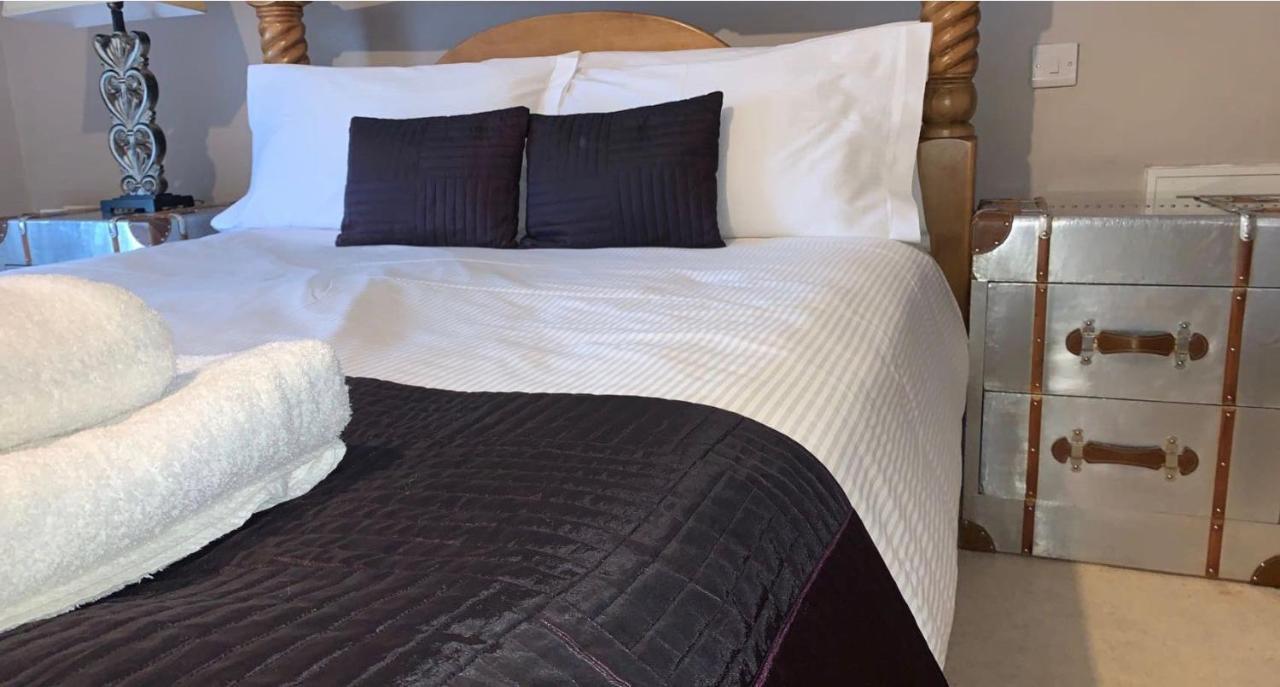 Bed and Breakfast The Curious Fox Skipton Esterno foto